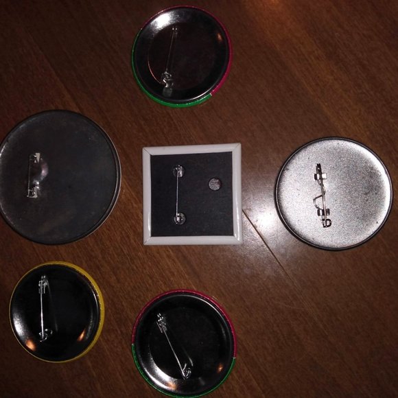 Riley Children's Hospital Pin Back Buttons - Picture 7 of 7